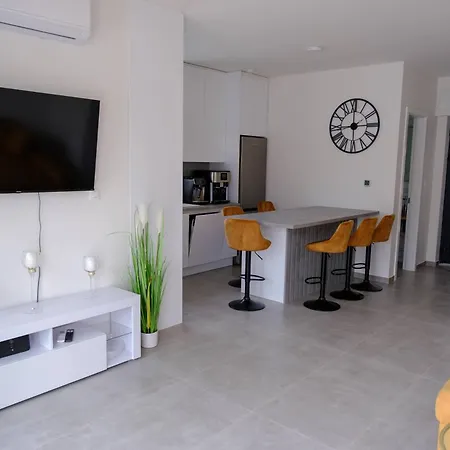 Premium Holiday Home Vila Vida With Pool Vodice Exterior foto